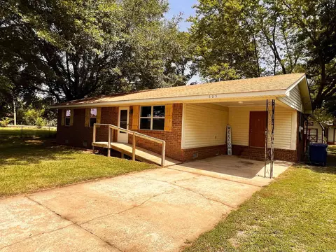 Exterior - 605 S Elm St, Beebe, AR 72012 photo 10 of 11