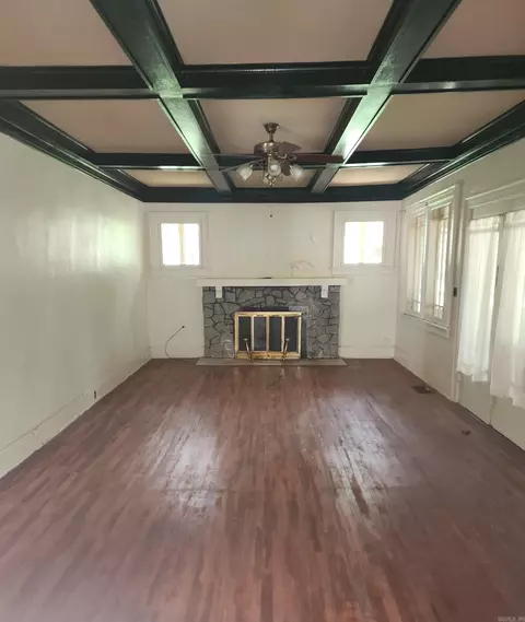 Living - 3516 S Cherry St, Pine Bluff, AR 71603 photo 1 of 4