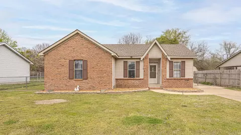209 Bell, Trumann, AR 72472 photo 1