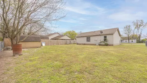 209 Bell, Trumann, AR 72472 photo 12