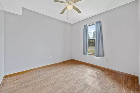 209 Bell, Trumann, AR 72472 photo 8
