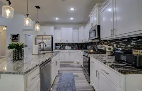 Kitchen - 3515 Logan Ridge Drive Dr, Bryant, AR 72022 photo 2 of 8