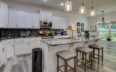 Kitchen - 3515 Logan Ridge Drive Dr, Bryant, AR 72022 photo 5 of 8