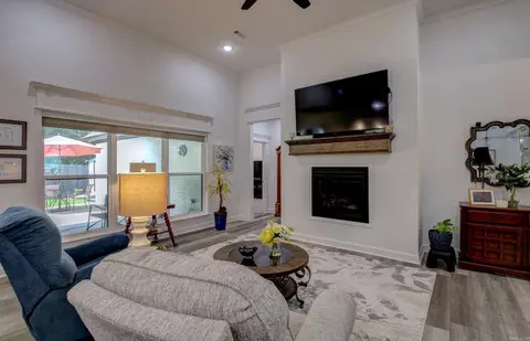 Living - 3515 Logan Ridge Drive Dr, Bryant, AR 72022 photo 2 of 3
