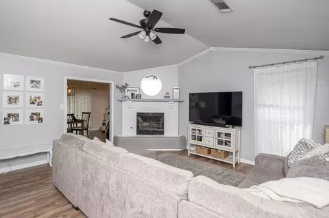 705 Bryant Meadows Dr, Bryant, AR 72022 photo 9