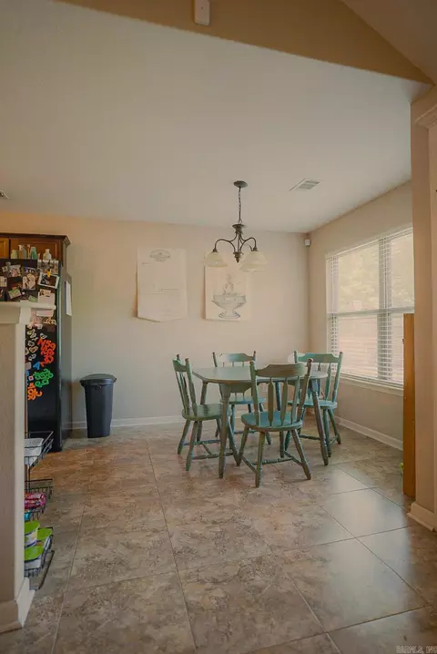 Dining - 2009 Dandelion Dr, Benton, AR 72019 photo 1 of 1