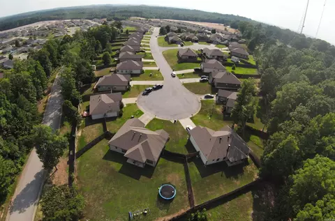 View/Area - 2009 Dandelion Dr, Benton, AR 72019 photo 2 of 3