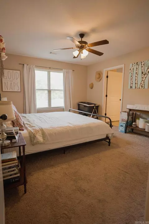 Bedroom - 2009 Dandelion Dr, Benton, AR 72019 photo 1 of 4