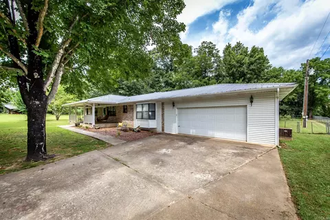 443 Gary St, Clinton, AR 72031 photo 3