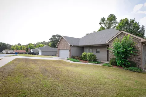 319 Derek Ct, Alexander, AR 72002 photo 2
