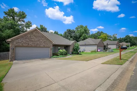 319 Derek Ct, Alexander, AR 72002 photo 4