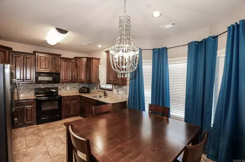 319 Derek Ct, Alexander, AR 72002 photo 17