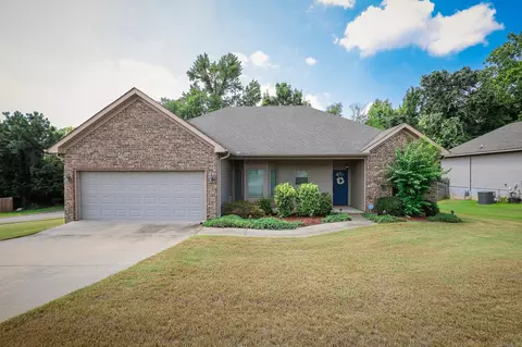 319 Derek Ct, Alexander, AR 72002 photo 1