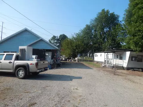 908 E Ct, Paragould, AR 72450