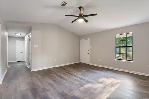 1510 Davis St, Conway, AR 72034 photo 11