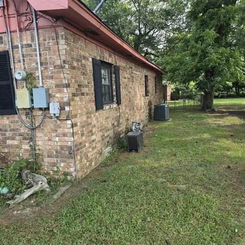 3806 W Short 2nd Ave, Pine Bluff, AR 71601 photo 4