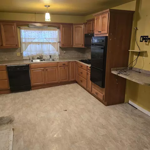3806 W Short 2nd Ave, Pine Bluff, AR 71601 photo 6