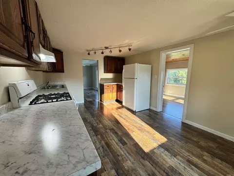26 Gregory St, Norfork, AR 72658 photo 3