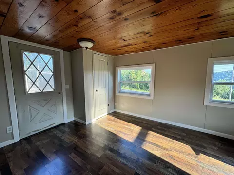 26 Gregory St, Norfork, AR 72658 photo 4