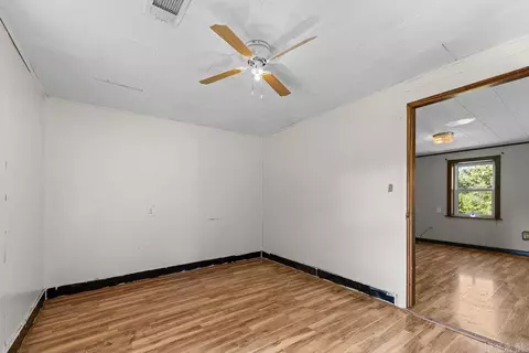 Bedroom - 349 Biechler Rd, Clinton, AR 72031 photo 1 of 4