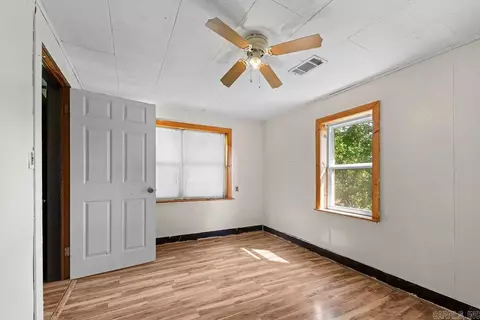 Bedroom - 349 Biechler Rd, Clinton, AR 72031 photo 4 of 4