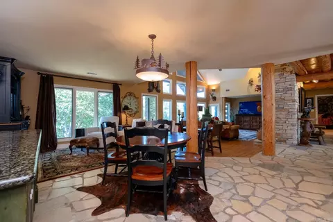 Dining - 11 Bald Eagle Dr, Paron, AR 72122 photo 2 of 2