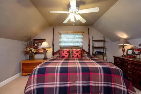 Bedroom - 11 Bald Eagle Dr, Paron, AR 72122 photo 1 of 3
