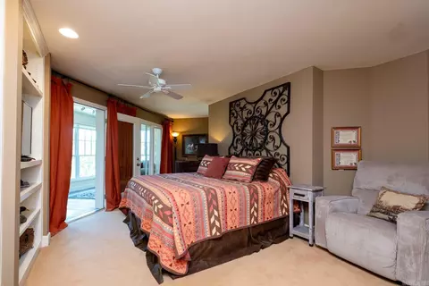 Bedroom - 11 Bald Eagle Dr, Paron, AR 72122 photo 2 of 3
