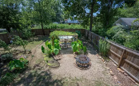 Exterior - 409 Tenth St, Mena, AR 71953 photo 17 of 18