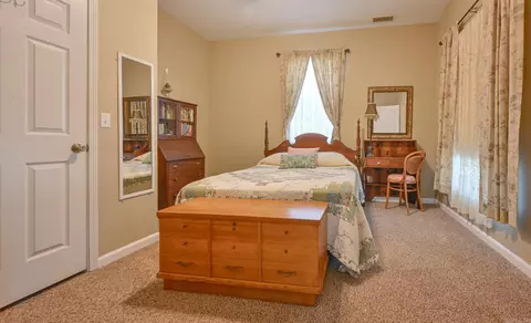 Bedroom - 409 Tenth St, Mena, AR 71953 photo 3 of 6