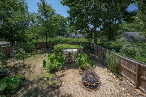 Exterior - 409 Tenth St, Mena, AR 71953 photo 12 of 18
