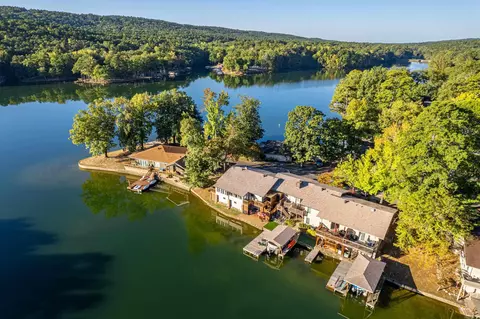 20 Daganza Pl, Hot Springs Village, AR 71909