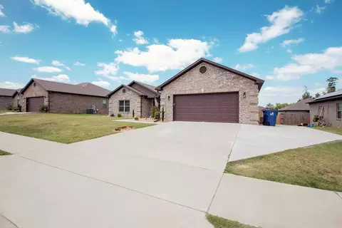 Exterior - 59 Cimarron Cir, Cabot, AR 72023 photo 2 of 9