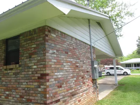 Exterior - 401 N Lemon St, Beebe, AR 72012 photo 5 of 6