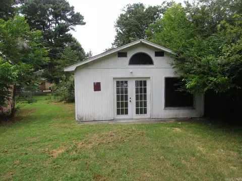 Exterior - 401 N Lemon St, Beebe, AR 72012 photo 6 of 6