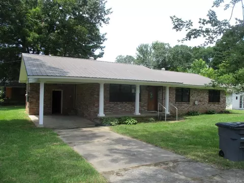 Exterior - 401 N Lemon St, Beebe, AR 72012 photo 1 of 6