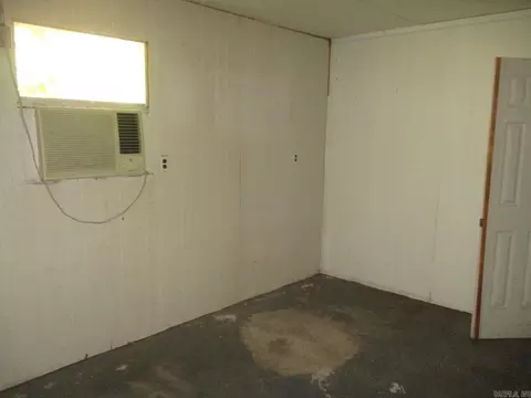 Bedroom - 401 N Lemon St, Beebe, AR 72012 photo 5 of 5