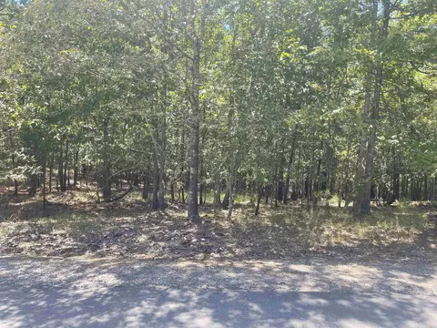 8 Manso Pl, Hot Springs Village, AR 71909