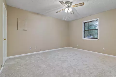 Bedroom - 2016 Catherine St, Benton, AR 72019 photo 1 of 6