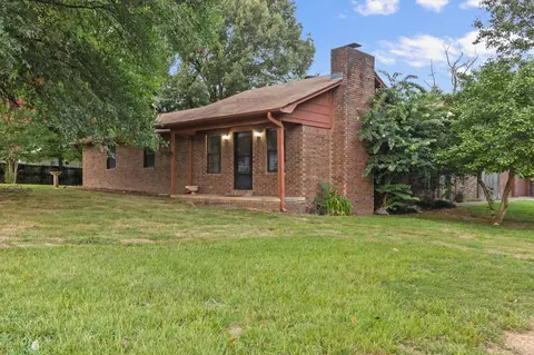 Exterior - 2016 Catherine St, Benton, AR 72019 photo 1 of 10