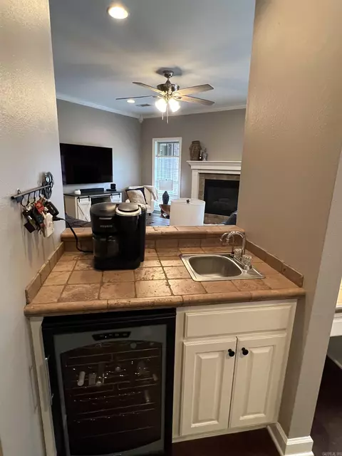 Kitchen - 100 Will Blvd, Searcy, AR 72143 photo 2 of 8