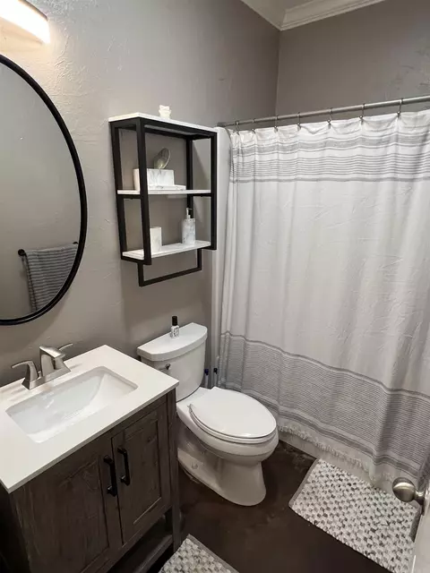 Bath - 100 Will Blvd, Searcy, AR 72143 photo 1 of 5