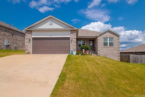 919 Pinehurst Loop, Cabot, AR 72023 photo 1