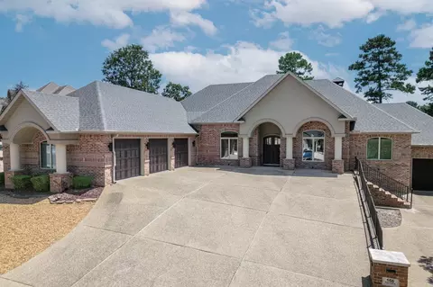 166 Pizarro Dr, Hot Springs Village, AR 71909