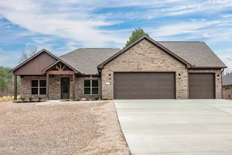 1 Linares Ln, Hot Springs Village, AR 71909
