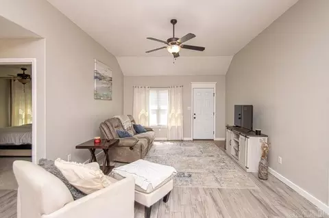 2041 Dandelion Dr, Benton, AR 72019 photo 18