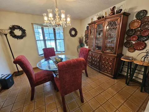 Dining - 3308 Colonel Maynard Rd, Scott, AR 72142 photo 1 of 2