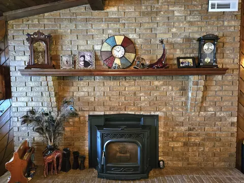 Living - 3308 Colonel Maynard Rd, Scott, AR 72142 photo 4 of 5