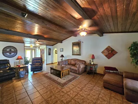 Living - 3308 Colonel Maynard Rd, Scott, AR 72142 photo 3 of 5