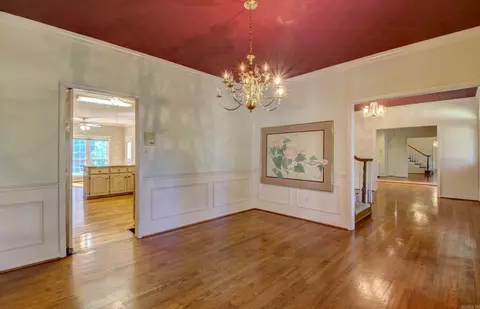 Dining - 3045 Westover Dr, Conway, AR 72032 photo 2 of 3